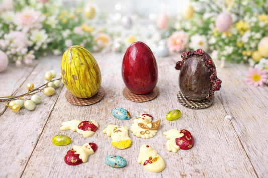 Шоколадово великденско яйце от ръчно изработен шоколад