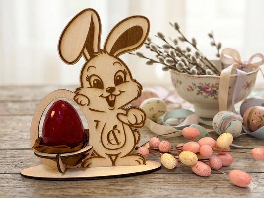 Комплект шоколадово великденско яйце с дървена фигура заек